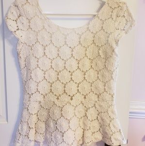 Short sleeve lace blouse